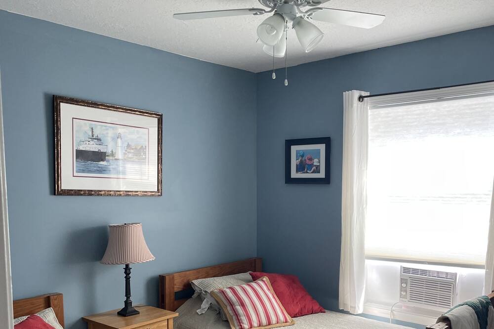 Photo of Bedroom in Clayton