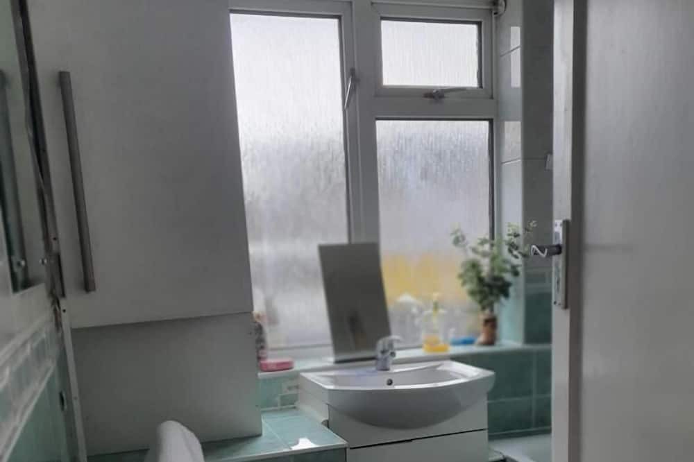 Photo of Bathroom in Gipsy Hill