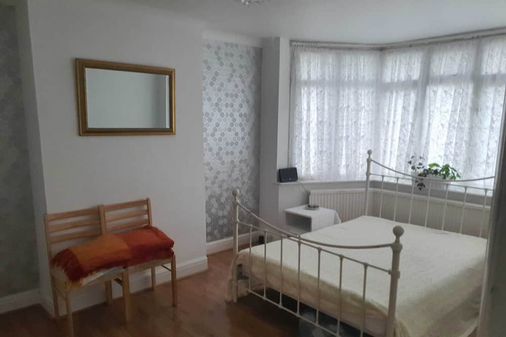 Photo of Others in Gipsy Hill