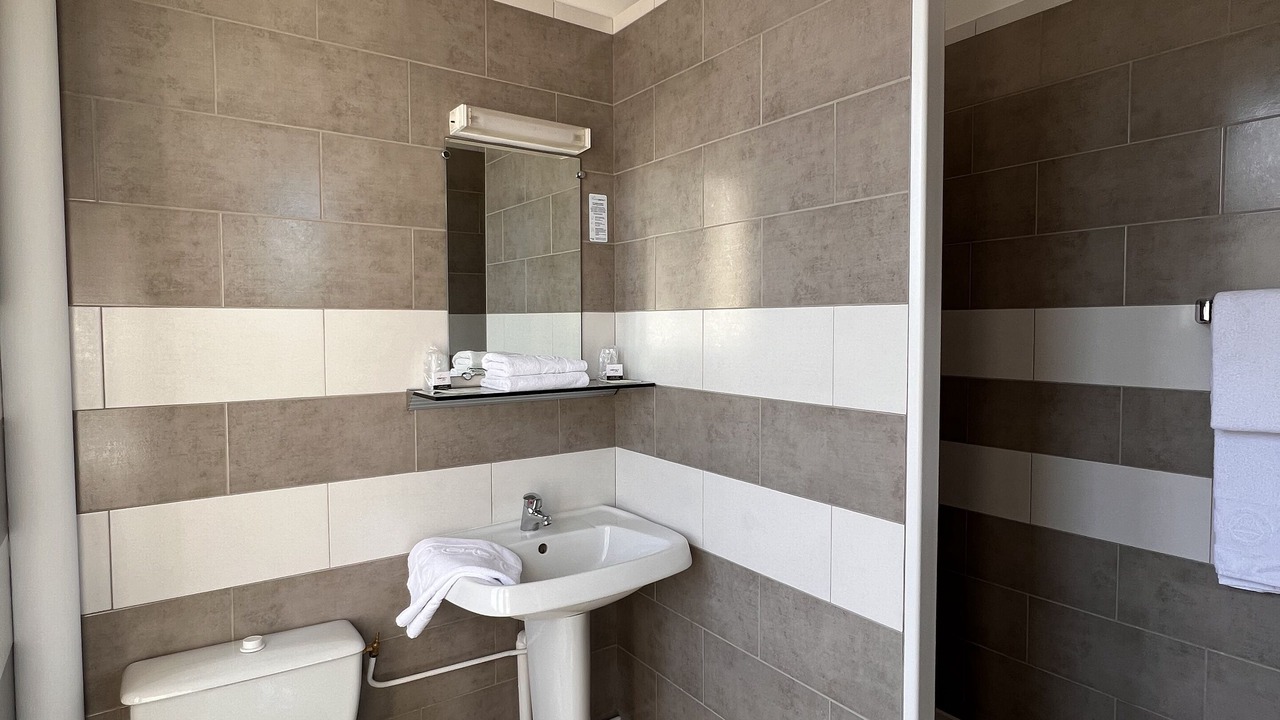 Photo of Bathroom in Saint-Dizier