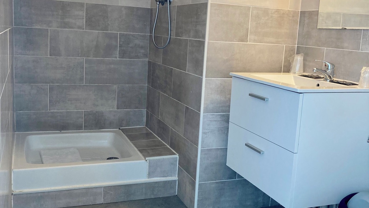 Photo of Bathroom in Saint-Dizier