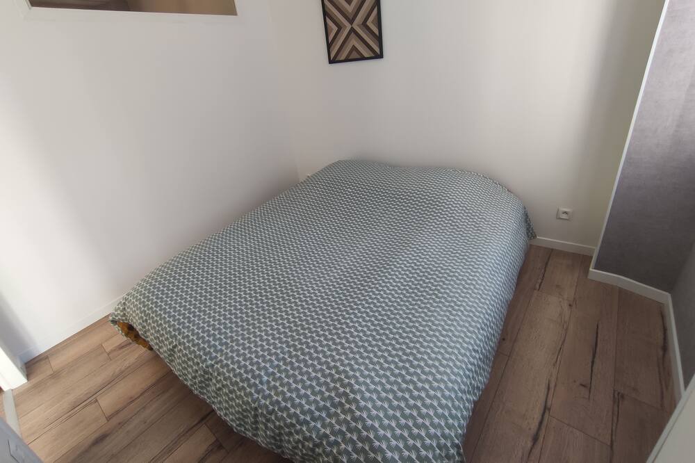 Photo of Bedroom in Saint-Amand-sur-Sevre