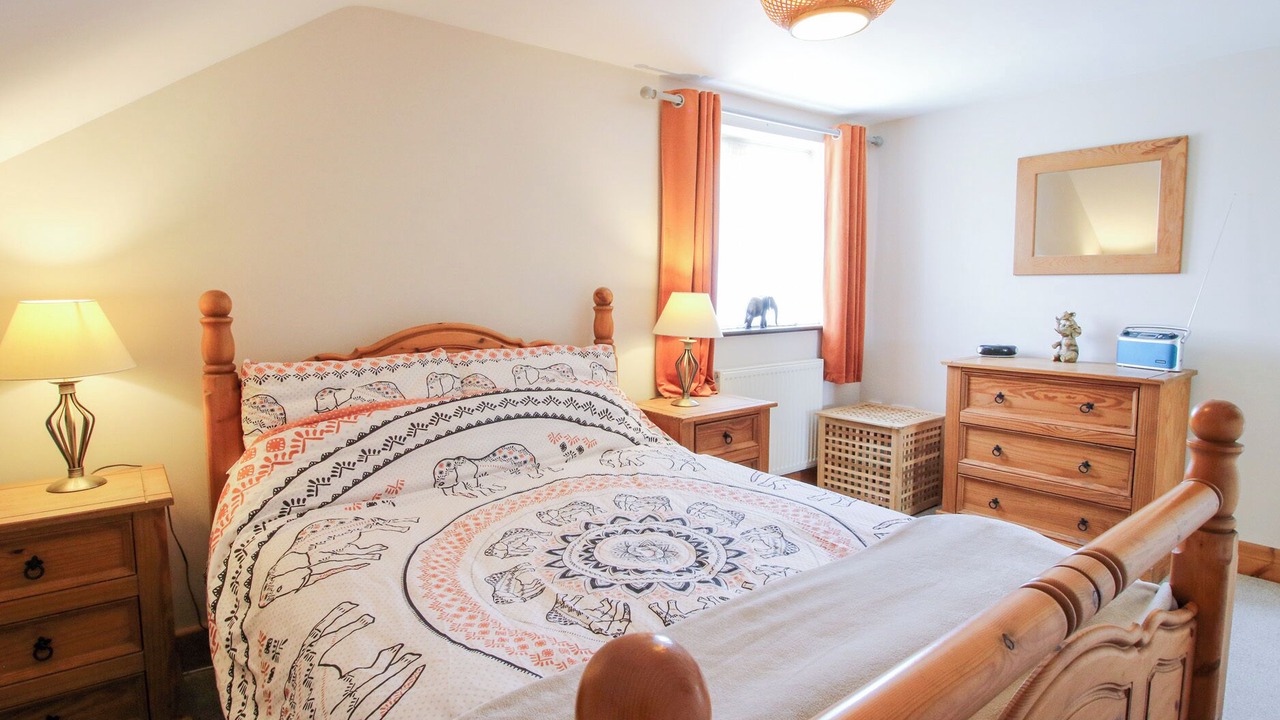 Photo of Others in Bromlow