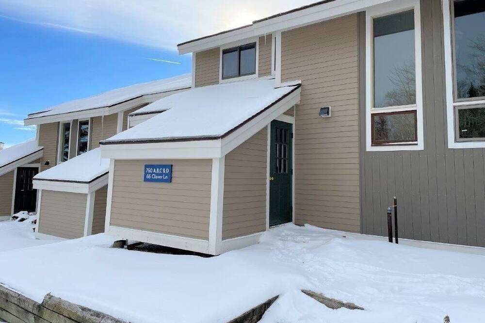 Photo of Outdoor in Bromley Mountain