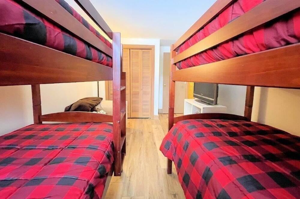 Photo of Bedroom in Bromley Mountain