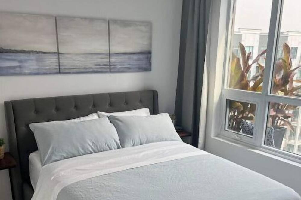 Photo of Bedroom in Beamsville
