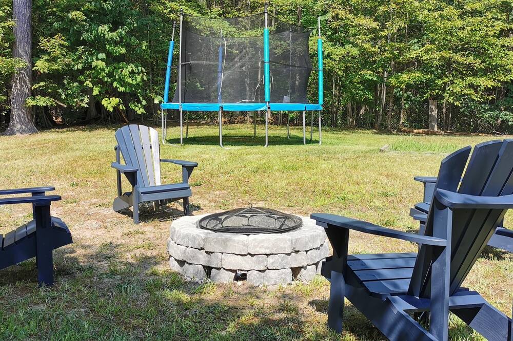 Photo of Outdoor in Lafontaine