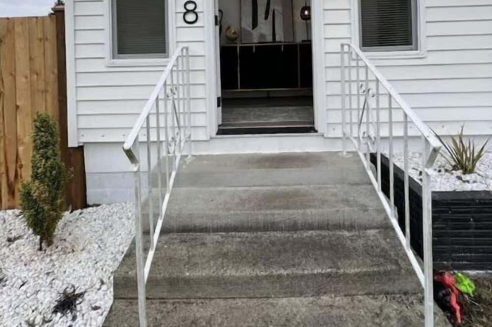 Photo of Outdoor in Dupont