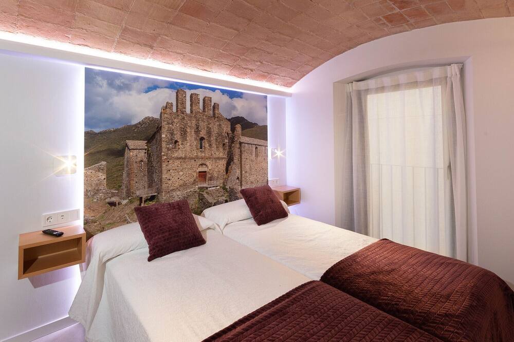 Photo of Bedroom in Figueres