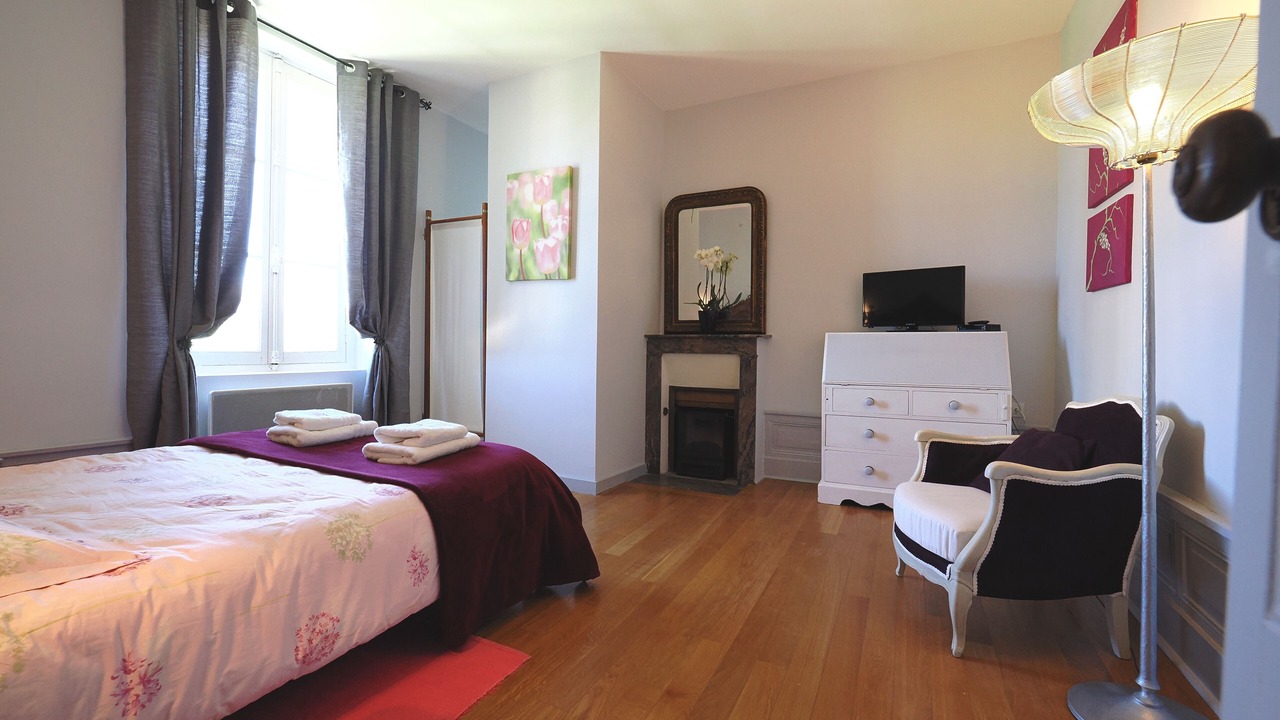 Photo of Bedroom in La Roche-Posay