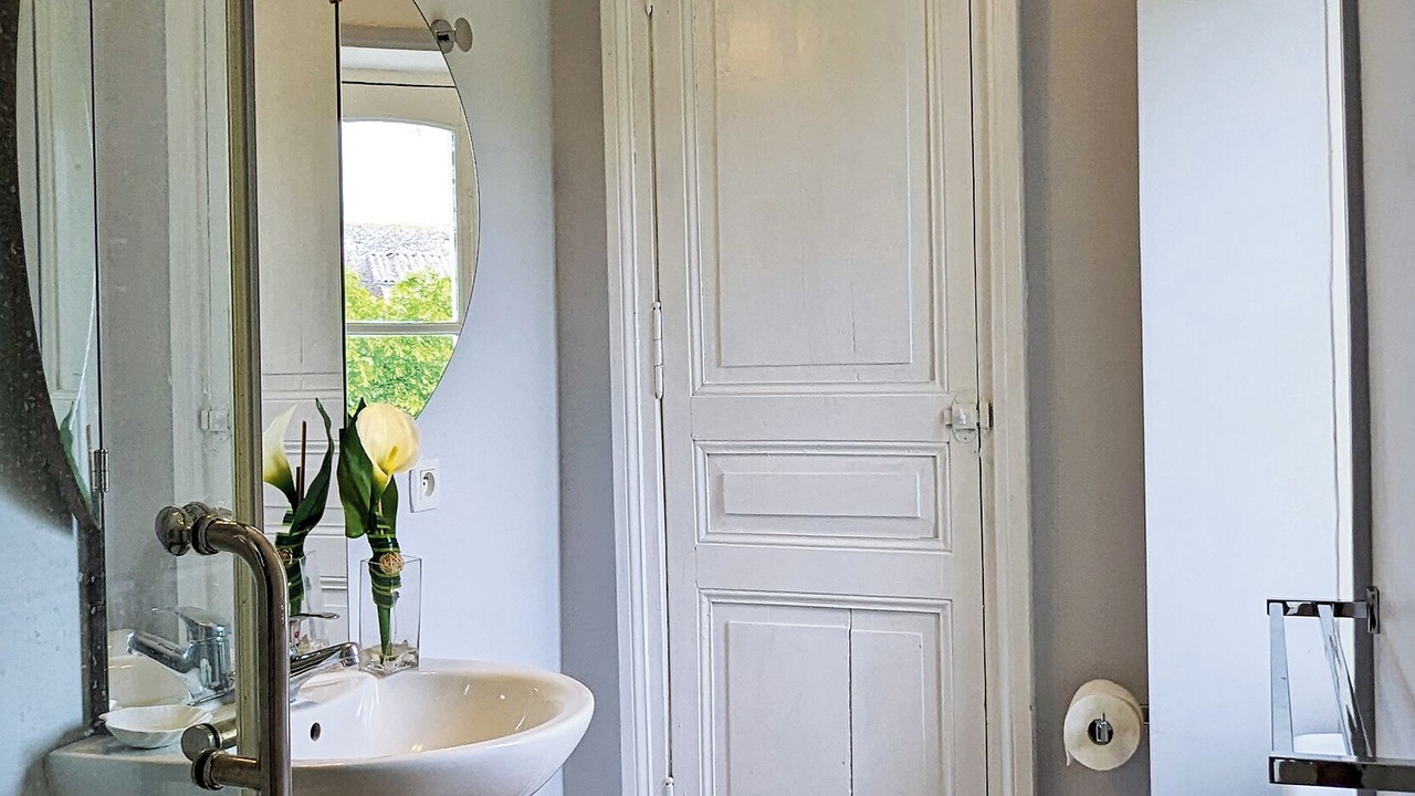 Photo of Bathroom in La Roche-Posay