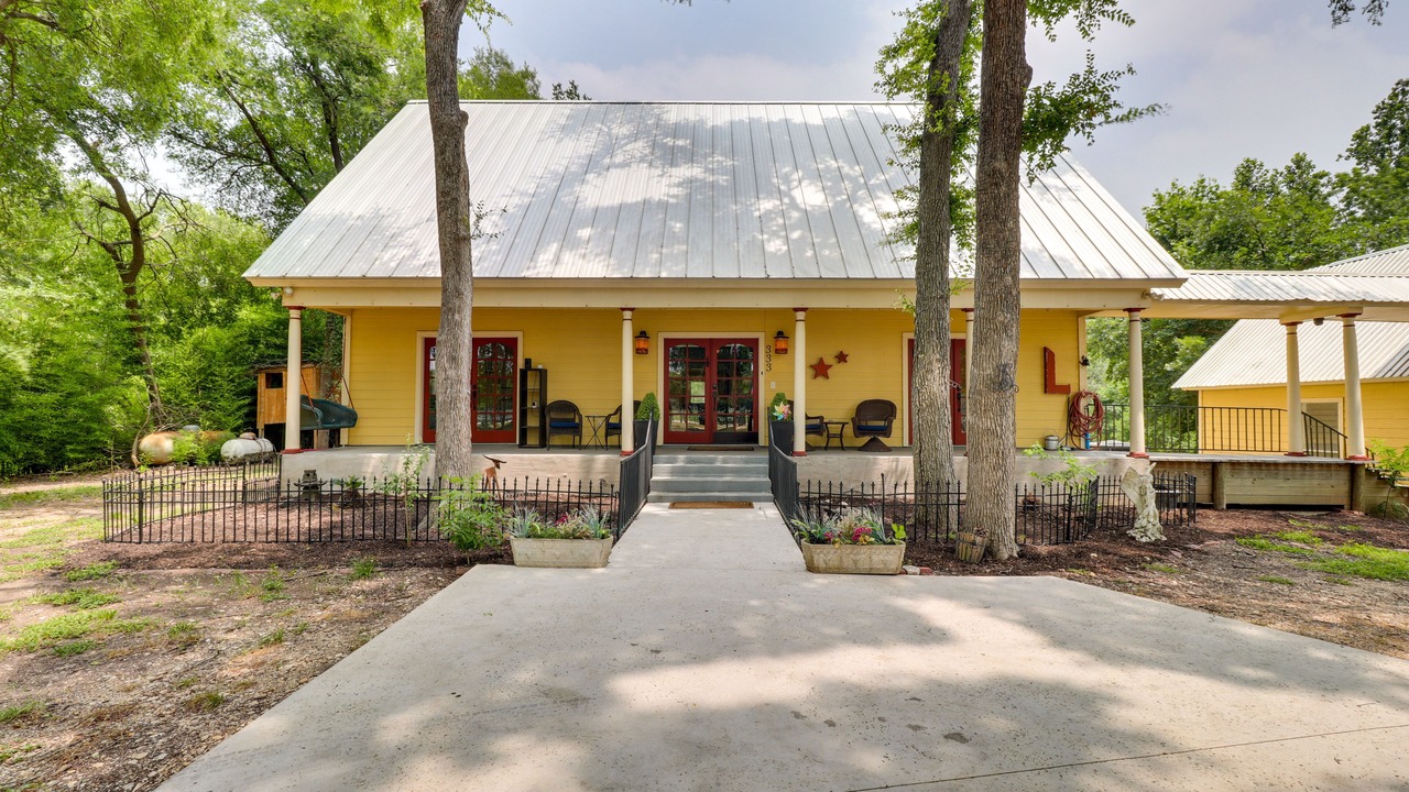 Photo of Outdoor in Taylor