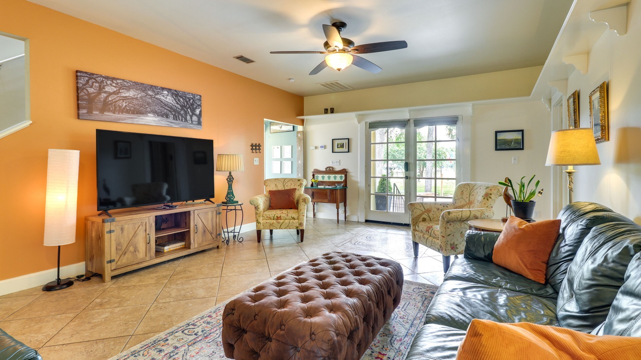 Photo of Livingroom in Taylor