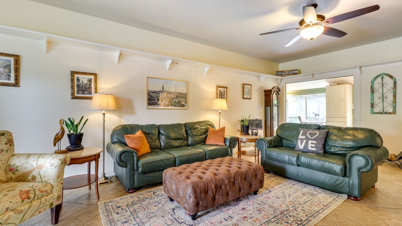 Photo of Livingroom in Taylor