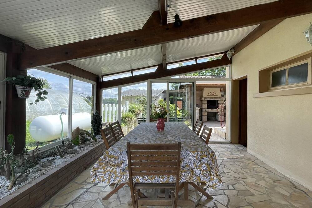 Photo of Outdoor in Bougarber