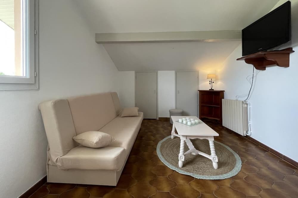 Photo of Livingroom in Bougarber