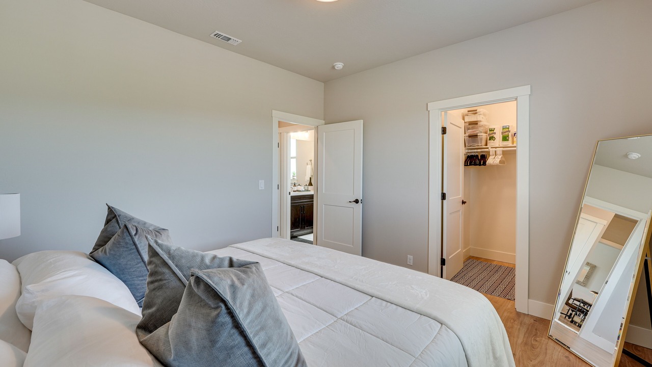 Photo of Others in Central Point