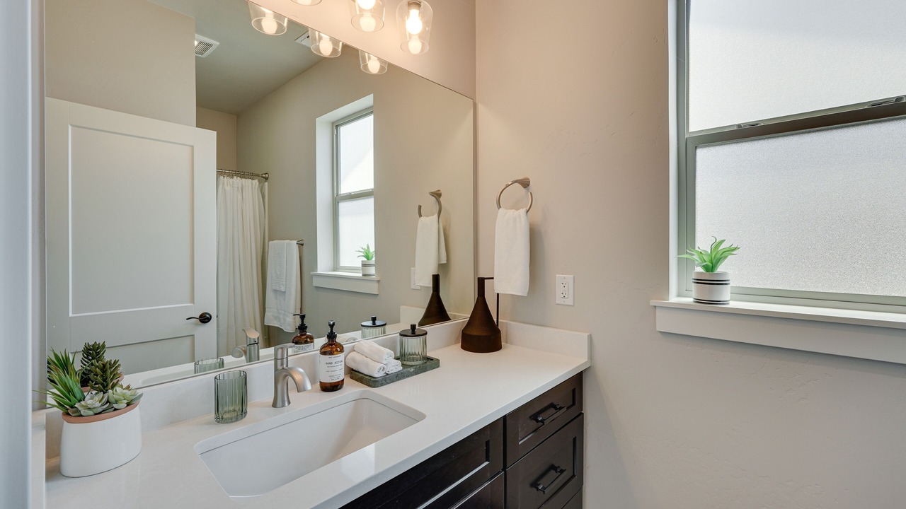 Photo of Others in Central Point