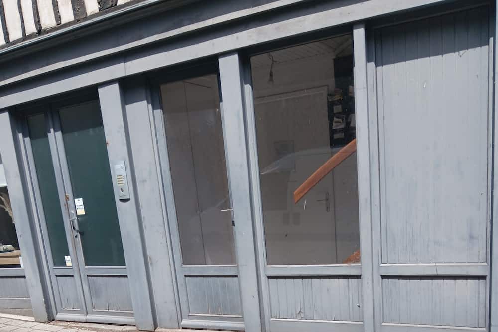 Photo of Outdoor in Montfort-sur-Meu