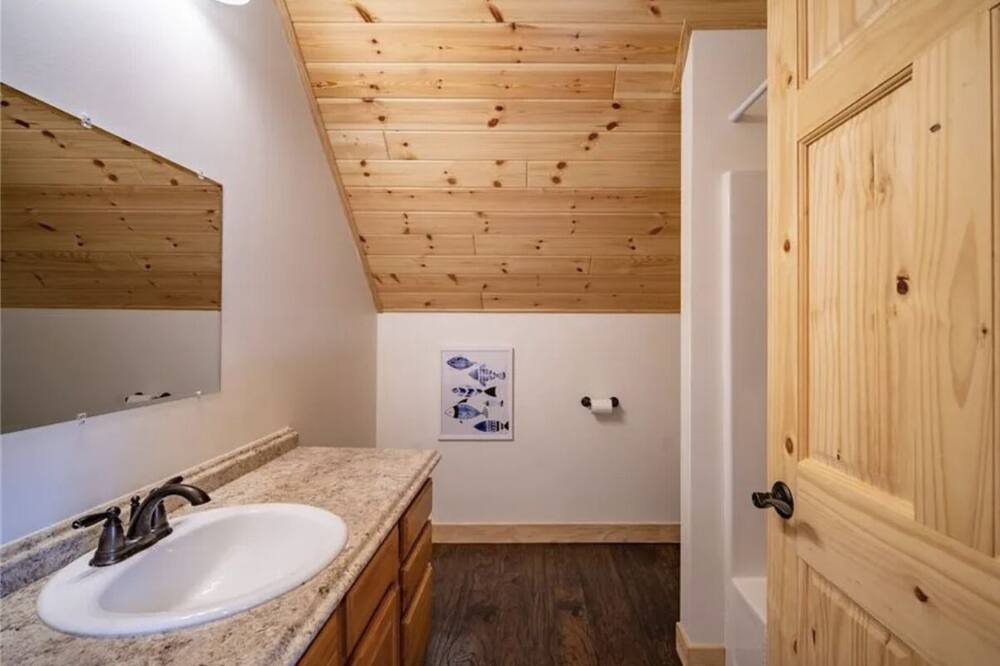 Photo of Bathroom in Crosslake