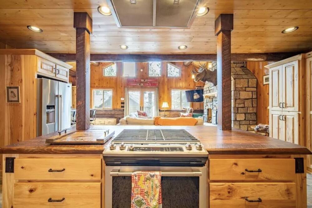 Photo of Kitchen in Crosslake
