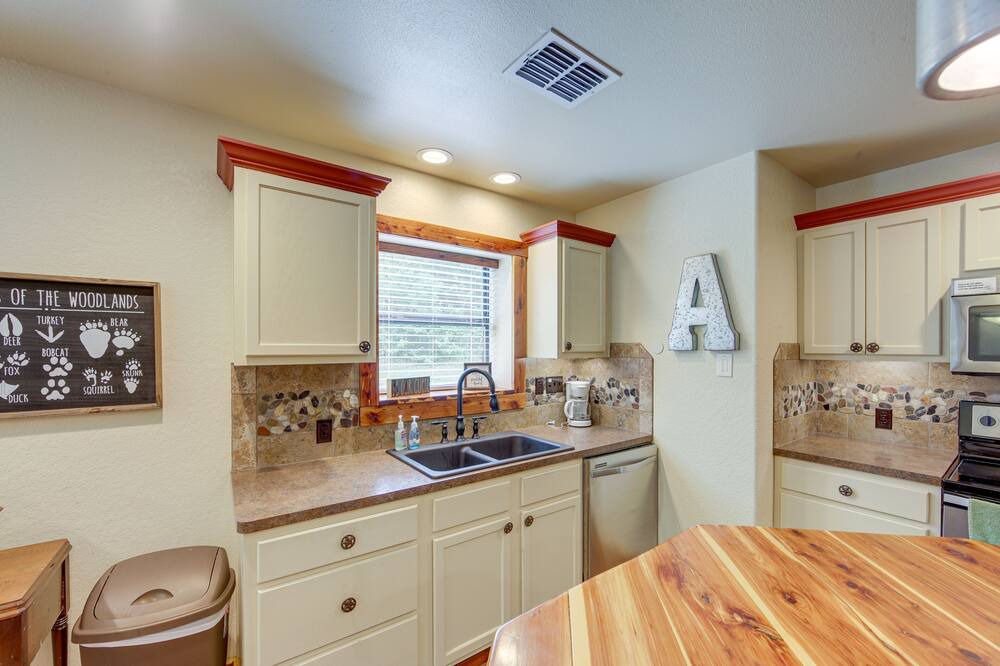 Photo of Kitchen in Smith County
