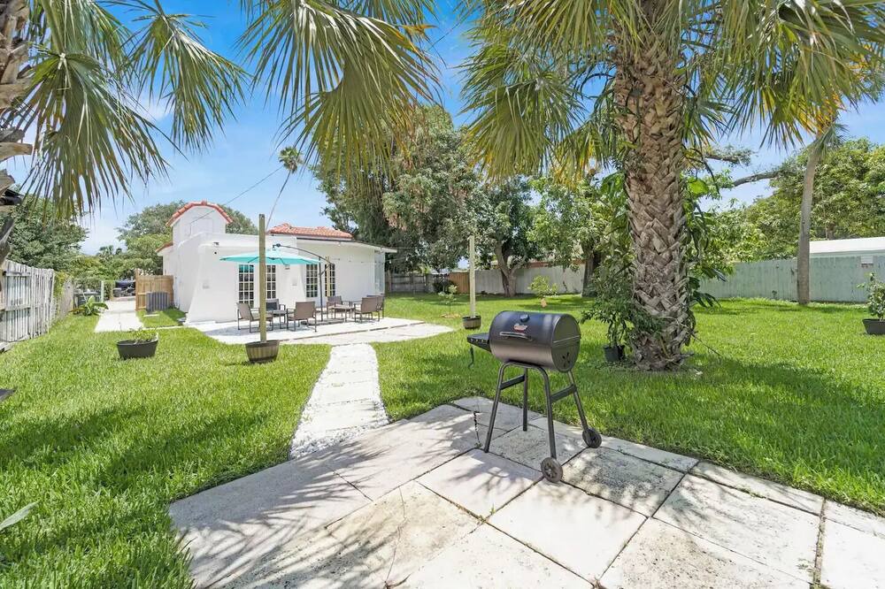 Photo of Outdoor in Lake Park