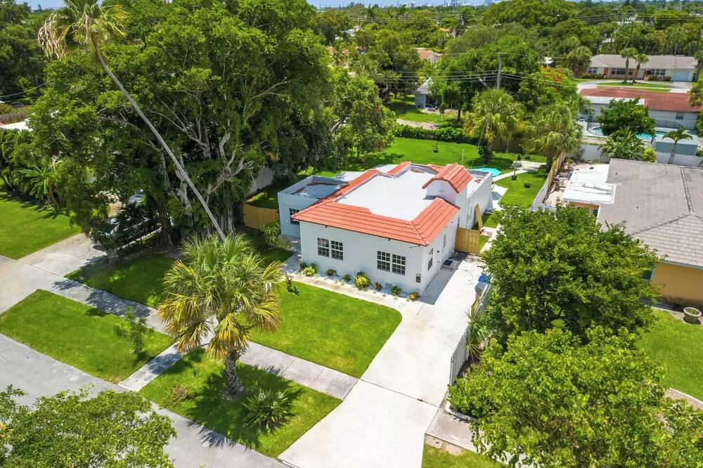 Photo of Outdoor in Lake Park