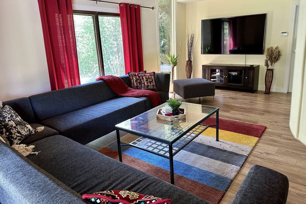 Photo of Livingroom in Severn Bridge