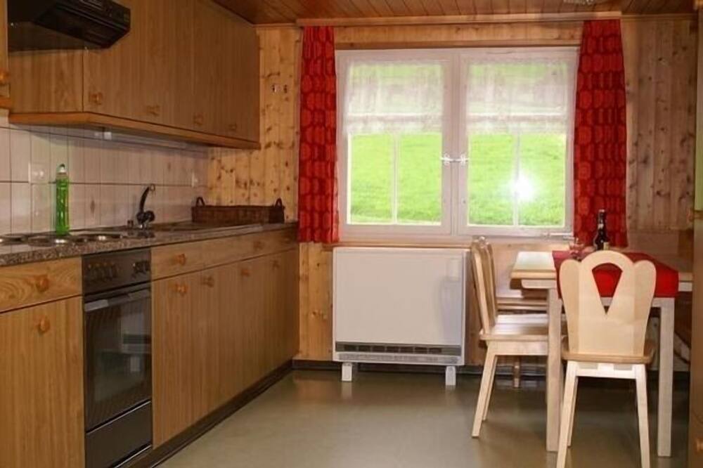 Photo of Kitchen in Mitloedi