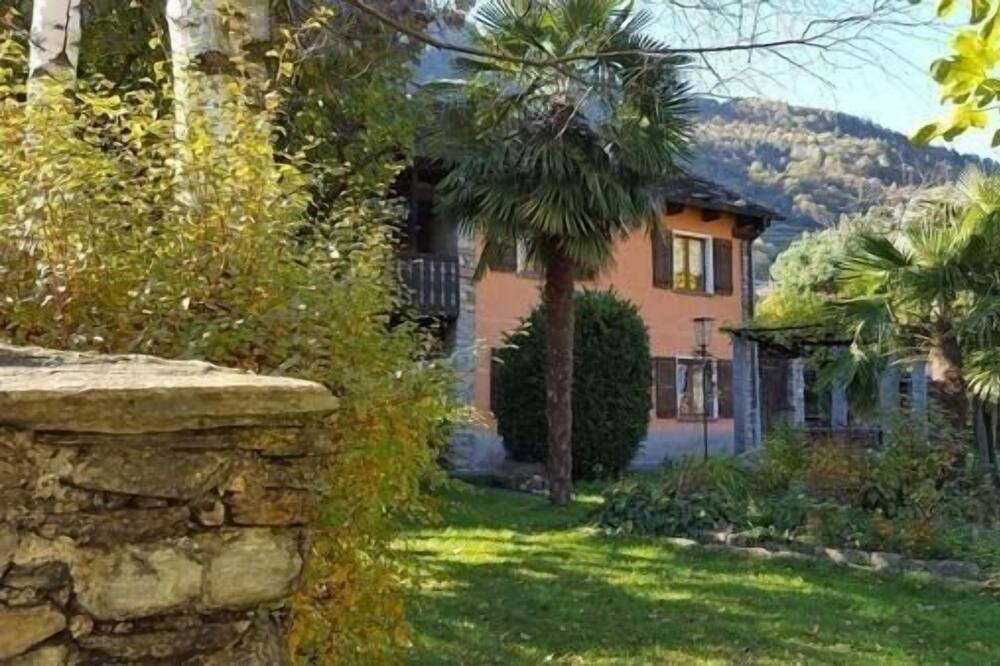 Photo of Outdoor in Semione