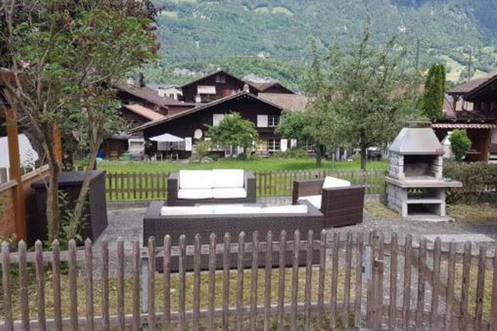 Photo of Outdoor in Boenigen