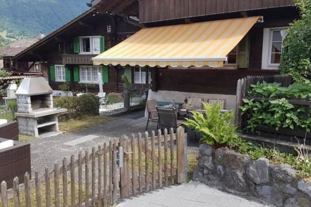 Photo of Outdoor in Boenigen
