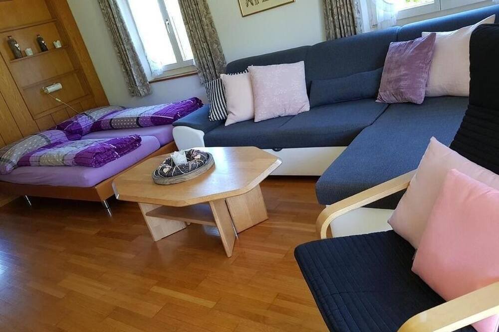 Photo of Livingroom in Andelfingen District