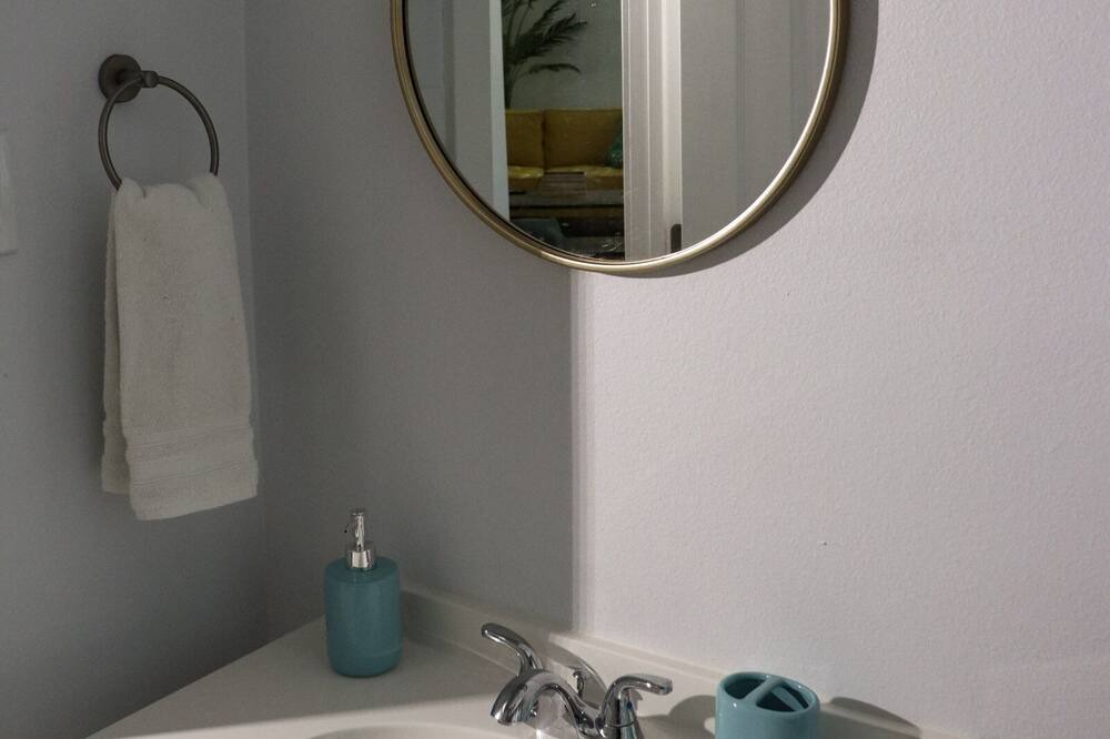 Photo of Bathroom in Gordonville