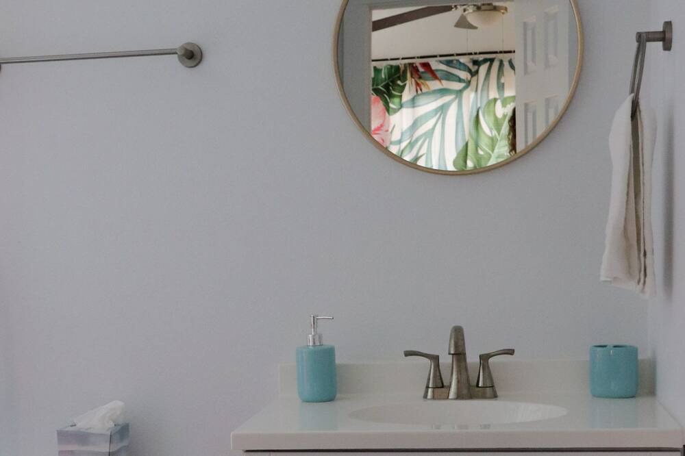 Photo of Bathroom in Gordonville