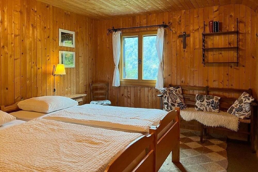 Photo of Bedroom in Mergoscia