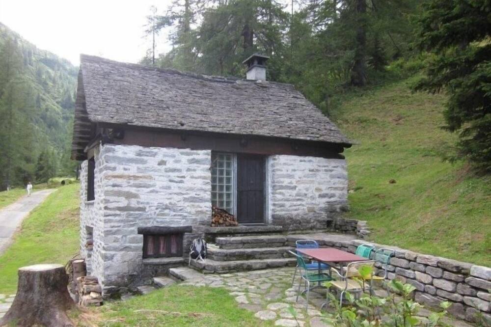 Photo of Outdoor in Bosco Gurin