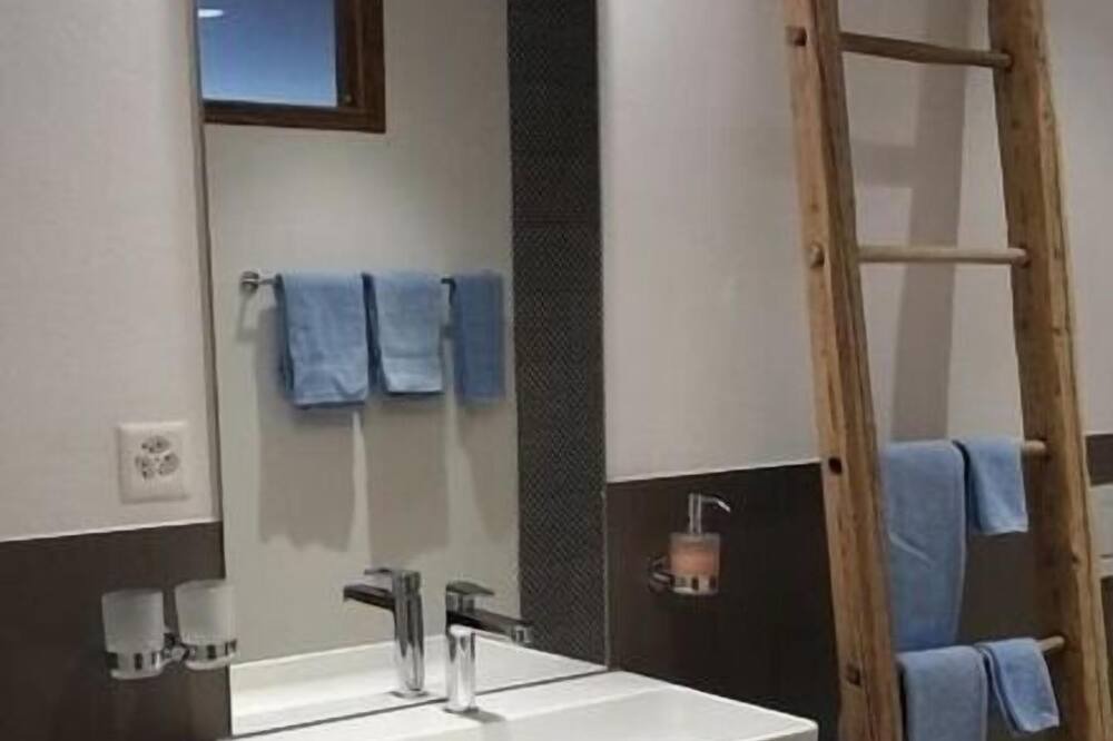 Photo of Bathroom in Berguen