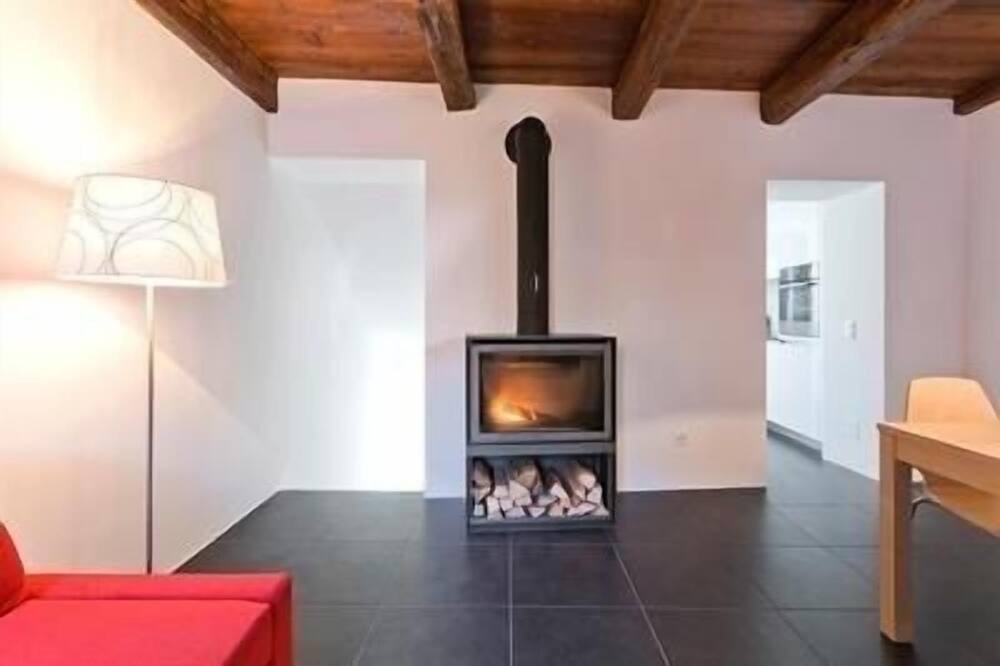 Photo of Livingroom in Aurigeno