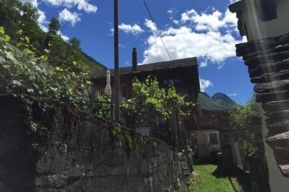 Photo of Outdoor in Malvaglia-dagro
