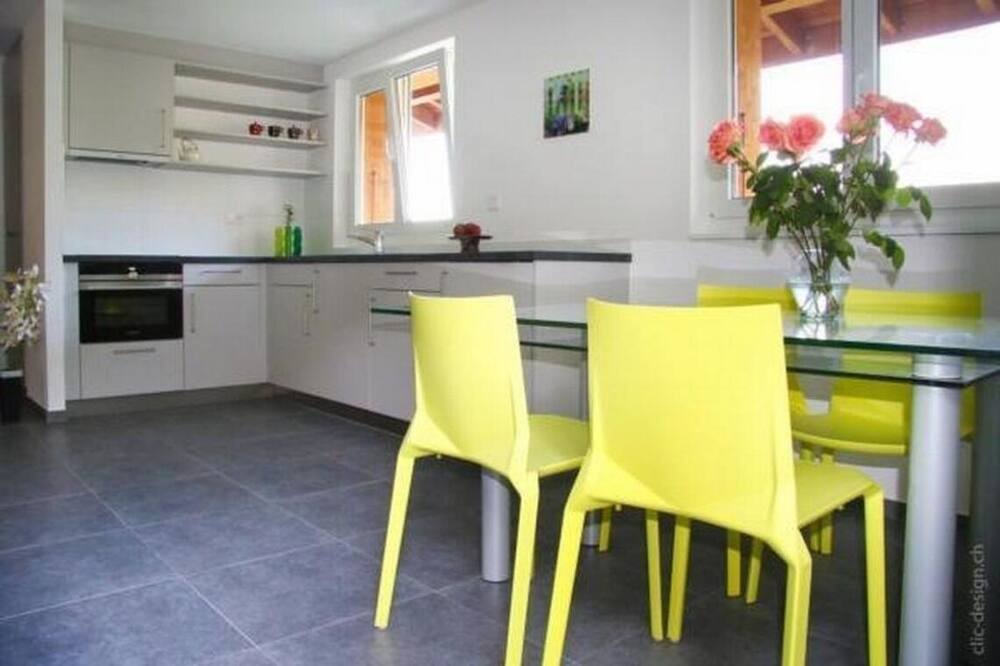Photo of Kitchen in Chardonne