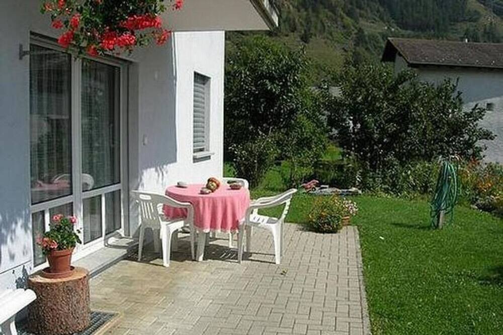 Photo of Outdoor in Li Curt