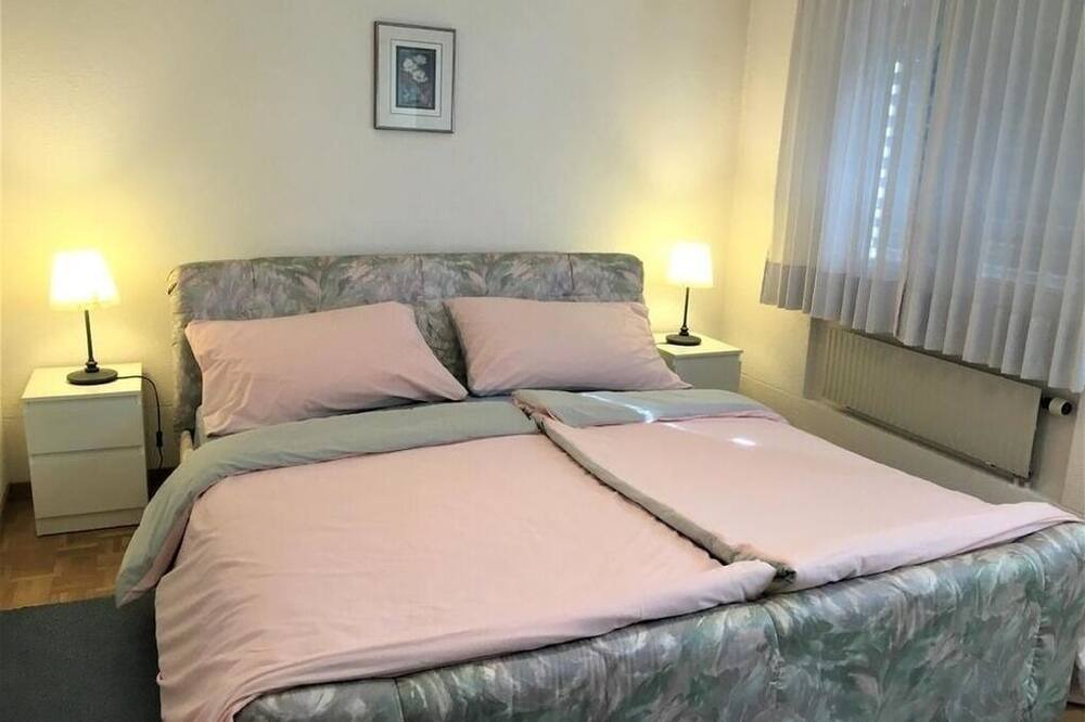 Photo of Bedroom in Li Curt
