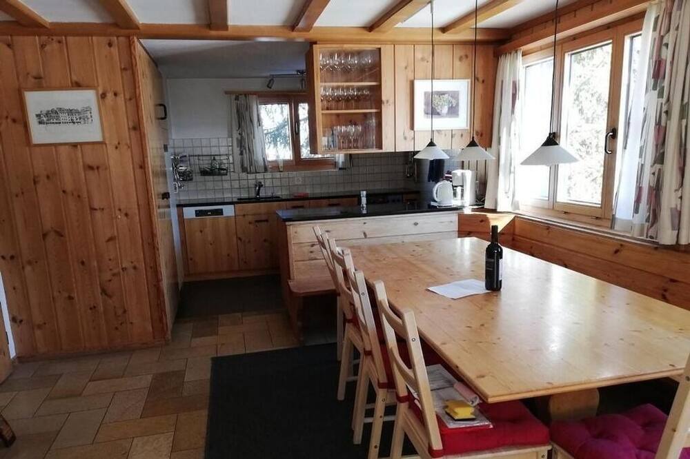 Photo of Kitchen in Madulain