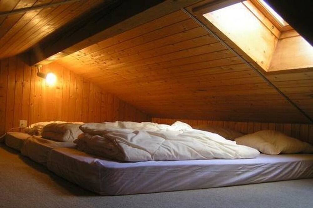 Photo of Bedroom in Madulain