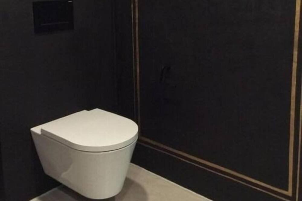 Photo of Bathroom in Gais
