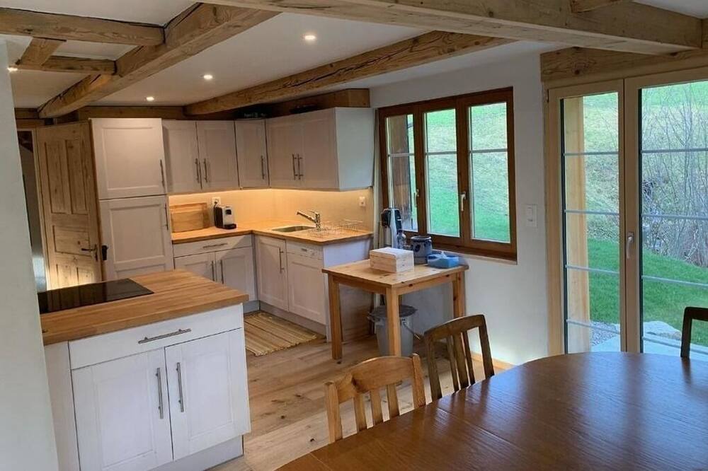 Photo of Kitchen in Mitloedi