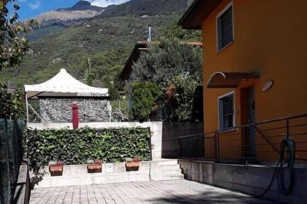Photo of Patio Balcony in Claro