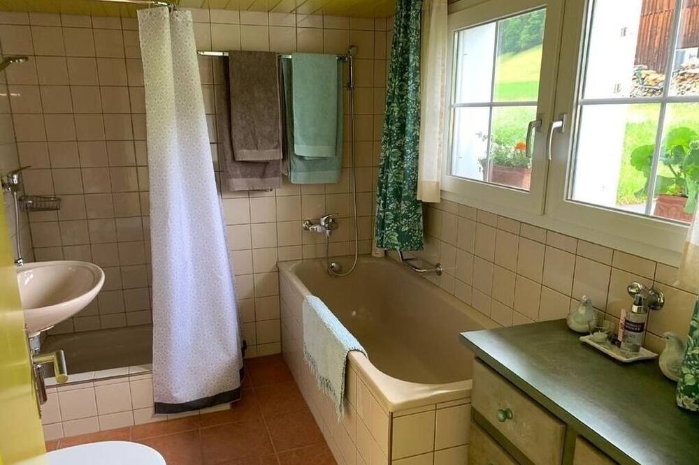 Photo of Bathroom in Neckertal